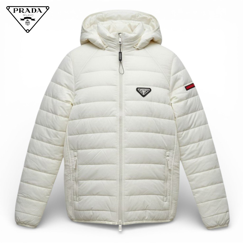 Chaqueta PRADA acolchada poliéster con capucha.