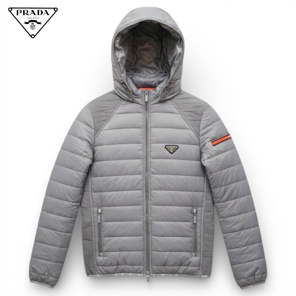 Chaqueta PRADA acolchada poliéster con capucha.
