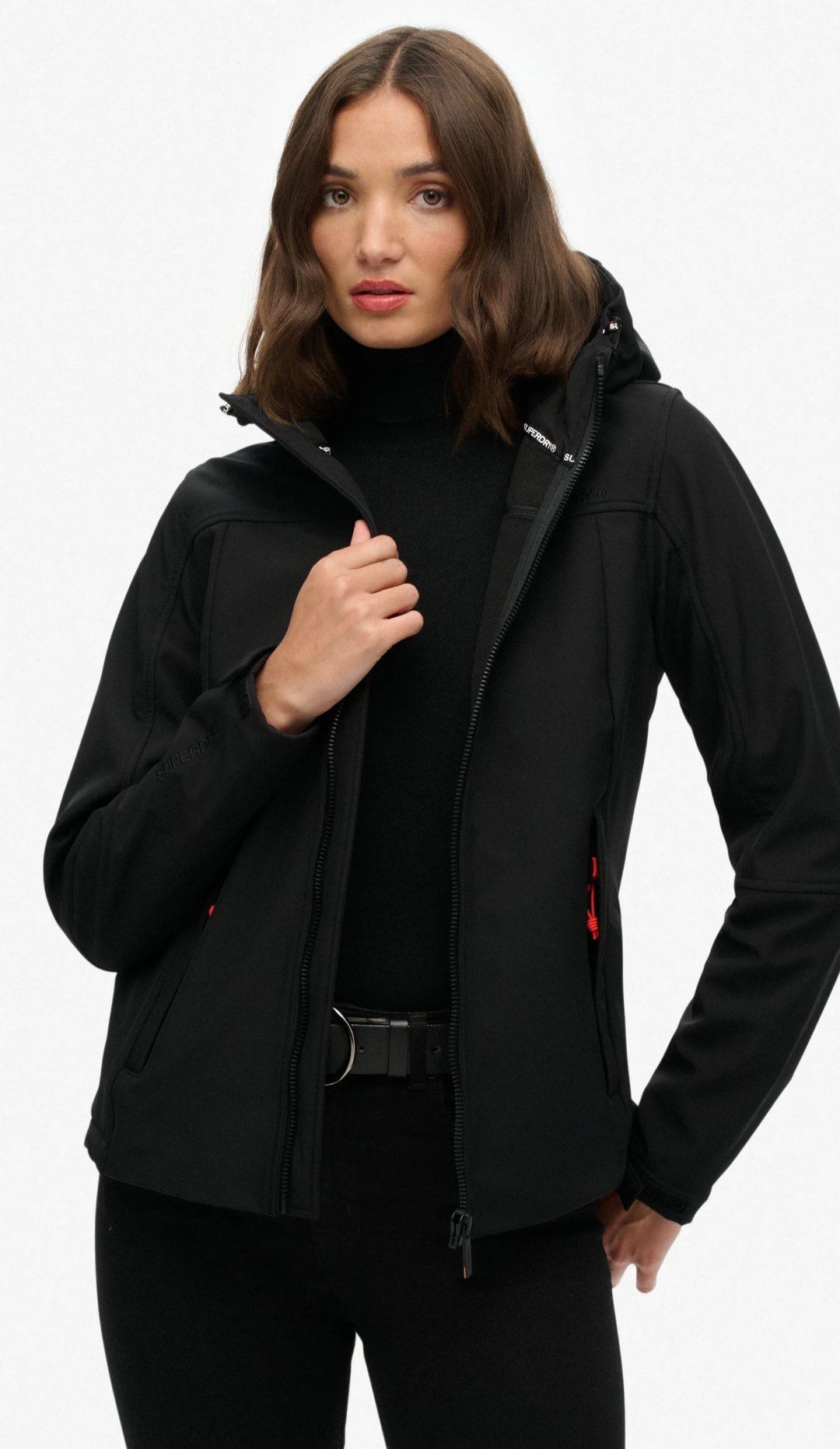 Chaqueta Superdry mujer softshell rosa y negra