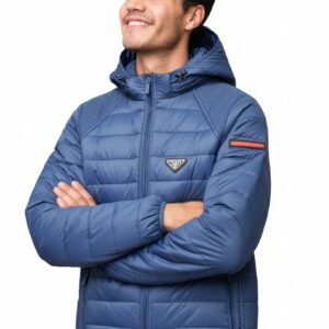 Chaqueta PRADA acolchada poliéster con capucha.