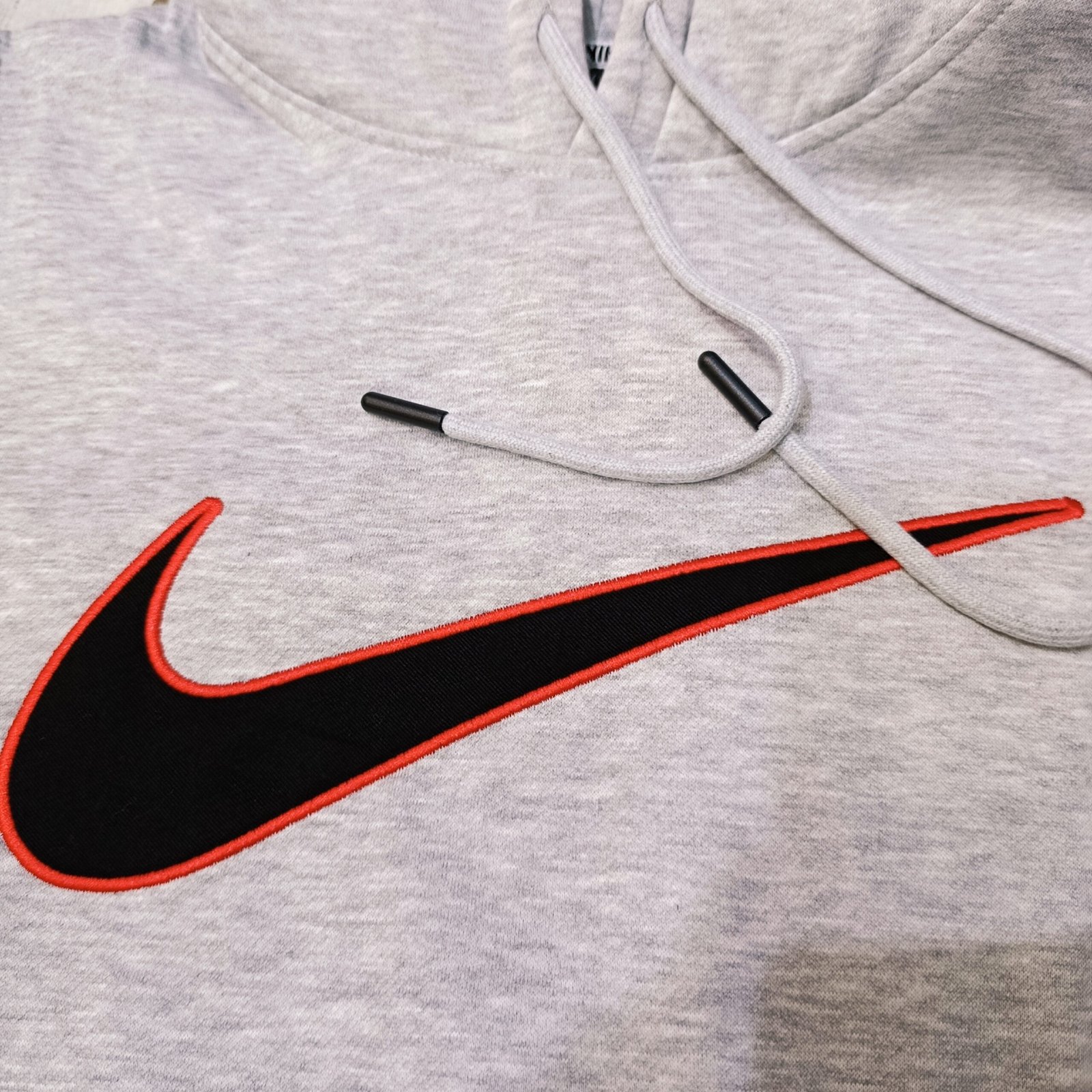 sudadera Nike gris claro con capucha sudadera Nike gris claro con capucha