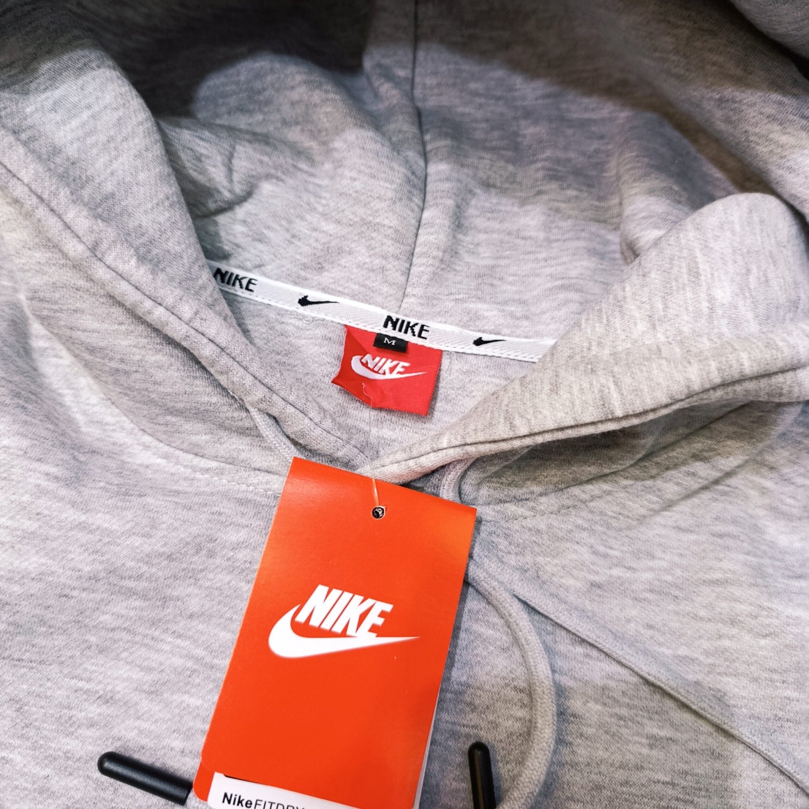 sudadera Nike gris claro con capucha sudadera Nike gris claro con capucha