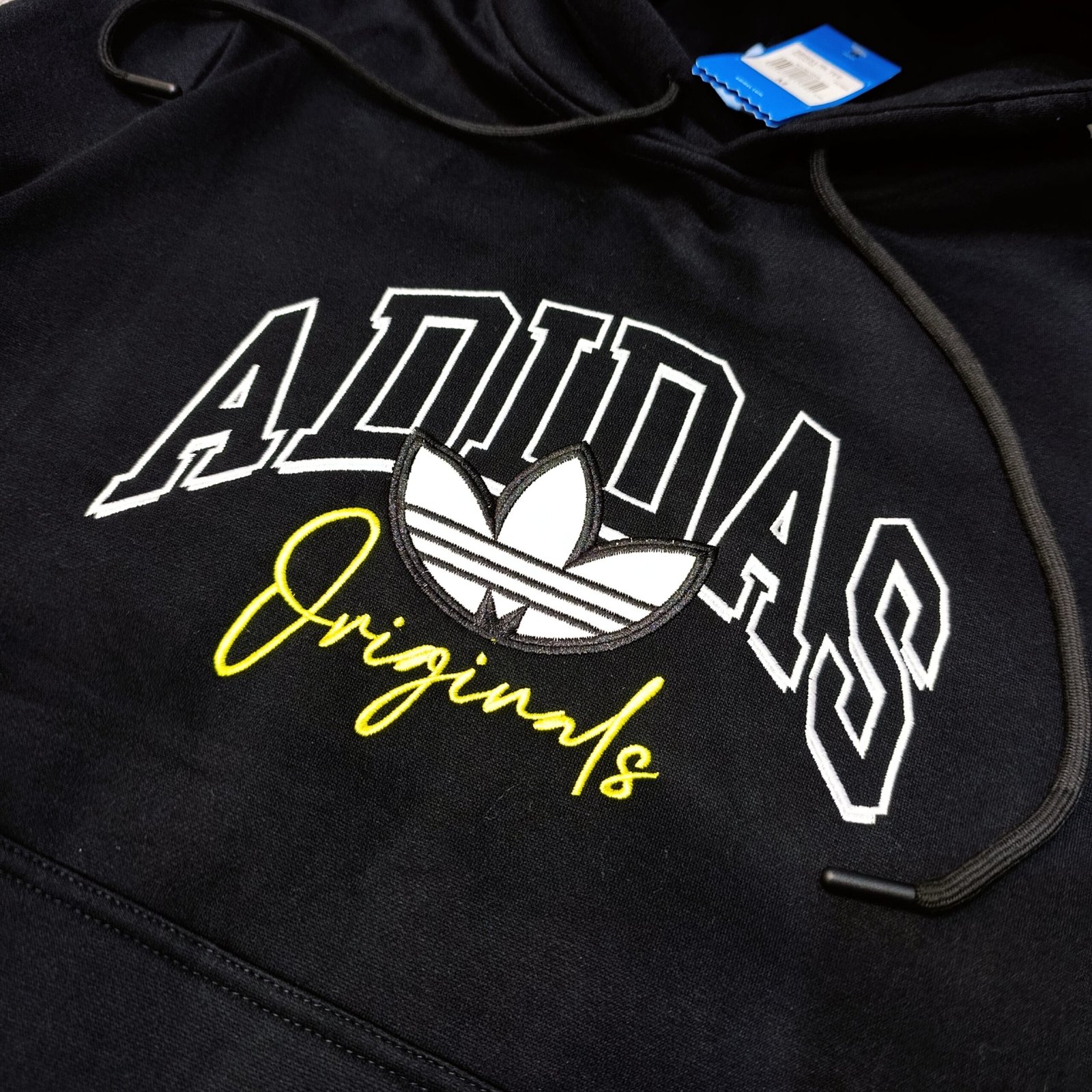 Buzo hoodie Adidas Originals negro algodón Buzo hoodie Adidas Originals negro algodón