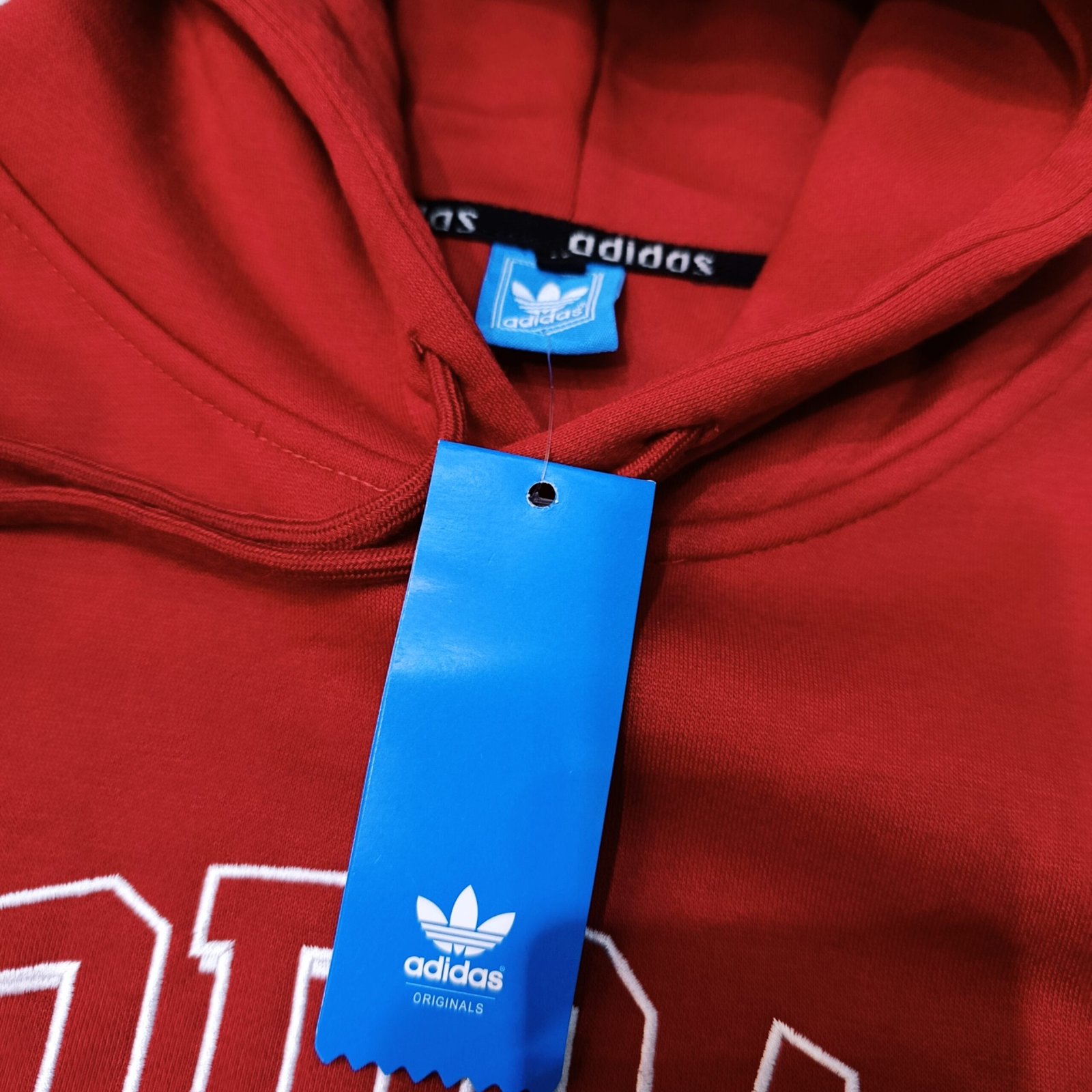 Hoodie Adidas Originals vinotinto con capucha Hoodie Adidas Originals vinotinto con capucha